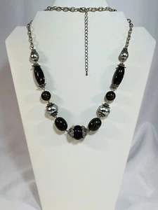 Vintage schwarze Glas & Silber Perlen & silberfarbene Halskette 20” + 3” Verlängerung - Bild 1 von 5