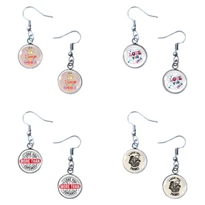 Pendientes con dije de cabujón de vidrio "I Love You More" - Imagen 1 de 9