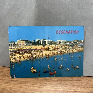 CARTOLINA COLORI VINTAGE COLLEZIONE CESENATICO - PANORAMA DELLA SPIAGGIA - Imagen 1 de 2