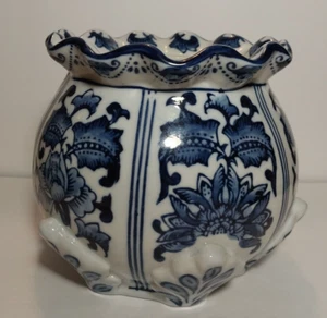Finger Bowl / Vase Cobalt Blue & White Flora Ruffled Top 5 1/2" x 6" - Picture 1 of 15