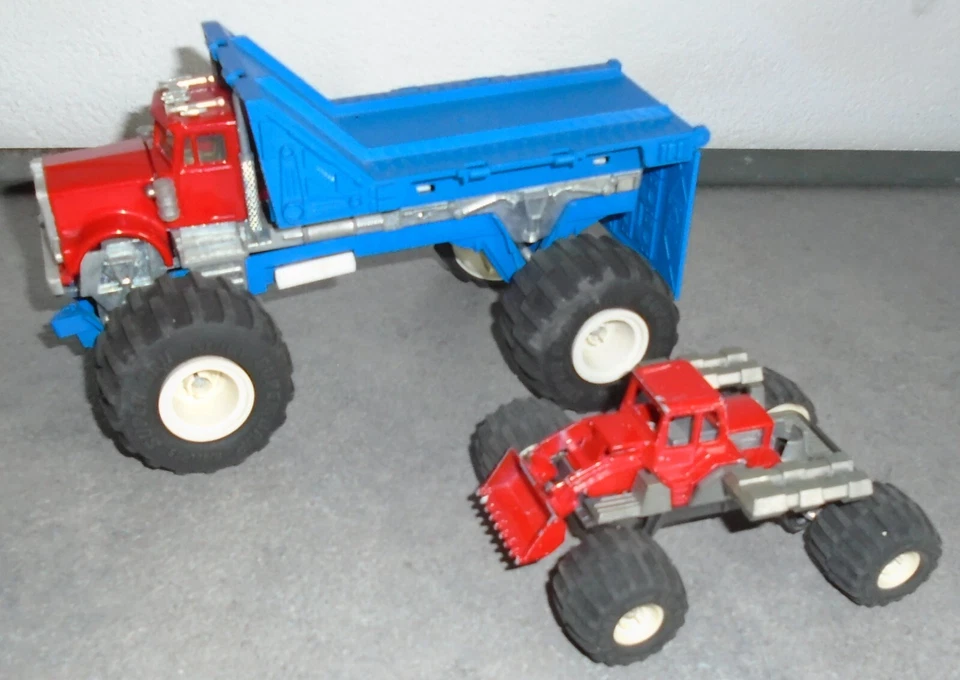 MAJORETTE : Extranimals lot éléphant et tractopelle - Photo 1/4