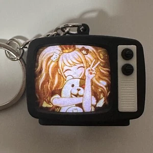 Bolso Llavero Danganronpa Colgante Enoshima Junko Mini Televisión Llavero TV Set - Imagen 1 de 2