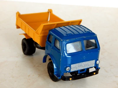 VINTAGE by NOVOEXPORT 1:43 DIECAST MODEL MAZ 503 DUMP TRUCK 1968 made in USSR - Image 1 of 4