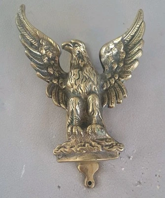 Llamador de puerta águila de latón detallado vintage  Foto 1 de 4