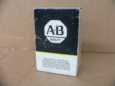 Relé de sobrecarga Allen-Bradley 193-Cpc63 45-60A (novo) - Imagem 1 de 3