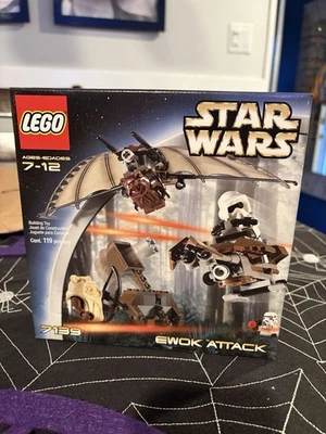 LEGO Star Wars: Ewok Attack (7139) Foto 1 de 4