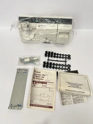 Afilador de cuchillos abridor de latas eléctrico Black & Decker Spacemaker años 80 1988 de colección Foto 1 de 4