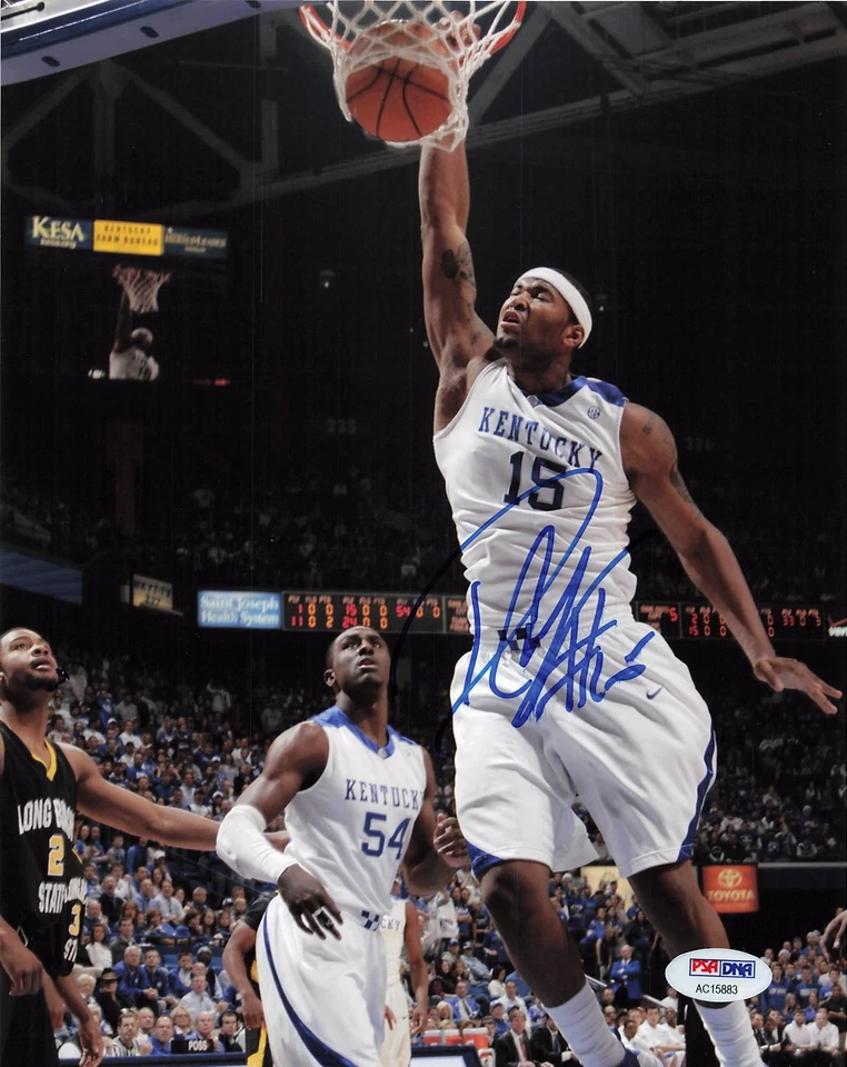 Foto 8x10 firmada por Demarcus Cousins PSA/DNA autografiada Kentucky Foto 1 de 1