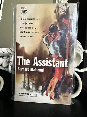 Stated 1st Printing Vintage Paperback The Assistant by Bernard Malamud!! Nice!! Foto 1 de 4