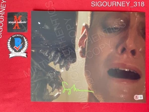 Sigourney Weaver autographed signed 11x14 photo Aliens Ripley Beckett COA - Picture 1 of 2