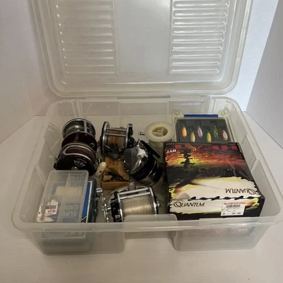 Lote de 6 carretes de pesca y equipo varios. Penn Shakespeare. sin marcar/sin probar Foto 1 de 4