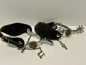 Raro sperone cowboy western vintage - medaglioni testa di cavallo uno sperone mancante - Foto 1 di 11