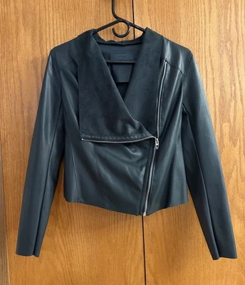 Chaqueta BlankNYC Wms XS VERDE OSCURO imitación cuero vegano cascada motocicleta otoño Foto 1 de 4