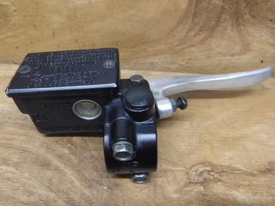 1985 - 2004 Yamaha TTR225 XT350 RT180 OEM Front Brake Master Cylinder Handlebar - Image 1 of 4