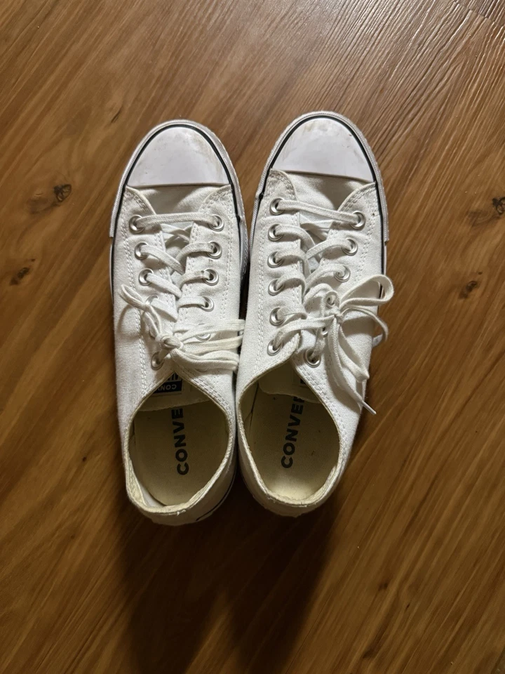 Converse Chuck Taylor - Image 1 of 1