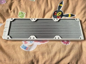 Corsair Hydro X Series XR5 360mm Water Cooling Radiator White PC GAMING COMPUTER - Afbeelding 1 van 7