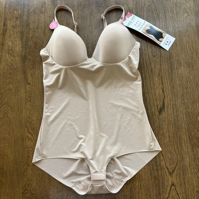 Body Panty Spanx Rojo Caliente Ahuecado Medio Neutro #10283R Uso 4 Maneras - Nuevo con Etiquetas Foto 1 de 4