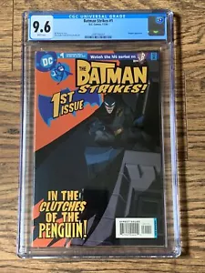 Batman Strikes #1 CGC 9,6 Wht Pags DC Comics 2004 Penguin Appearance - Imagen 1 de 2
