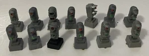 13x traffic light signal HO OO scale model cross walk - Picture 1 of 2