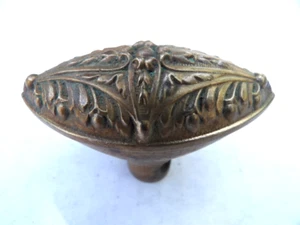 VINTAGE ANTIQUE HEAVY BRASS ART DECO MISSION ARTS CRAFTS ORNATE OVAL DOOR KNOB - Picture 1 of 5