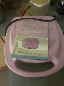Breville Cupcake Creations Cupcake Baker - Pink - Home Baking Appliance Press - Picture 1 of 2