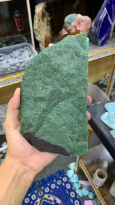 AAA+ Grade Nephrite Jade Rough Specimen 1.4kg Natural Green Healing Crystal - Picture 1 of 14