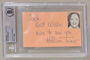 KATHLEEN TURNER signed Karteikarte BGS BAS Authentic Auto Autogramm Beckett  - Bild 1 von 2