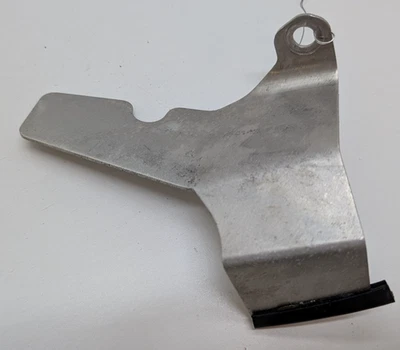 Arctic Cat 二手 原始设备制造商 执行器 防护罩 4606-939 F1000 F5 F6 F8 捷豹 Bearcat — 第 1/4 张图片