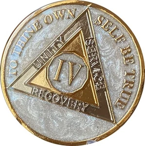 4 Jahre AA Medaillon opulente Perle Silber Wirbel dreiteller Nüchternheit Chip - Bild 1 von 4