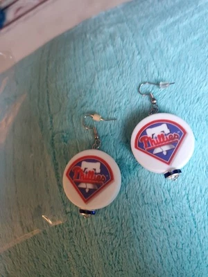 Philadelphia Phillies Pendientes colgantes hechos a mano NUEVOS♡♡ Foto 1 de 2
