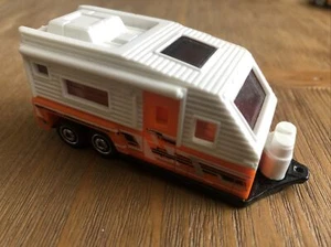 Matchbox Travel Trailer MB747 1:64 White/ Orange 2007 Unboxed VGC - Picture 1 of 6