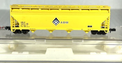 ATLAS N SCALE AFC 4-BAY CENTER-FLOW COVERED HOPPER ADM 10016 - Image 1 of 3