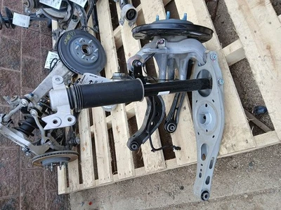 GMC Terrain 2025 suspensión trasera 3062667 Foto 1 de 4