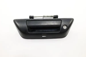 Nissan Titan 2018-2024 puerta trasera exterior exterior manija de liberación OEM - Imagen 1 de 13