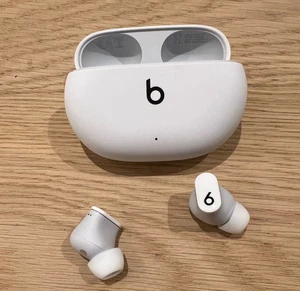 Beats Studio Buds by Dr. Dre-Bluetooth In‑Ear Kopfhörer/Active Noise Cancel-weiß - Bild 1 von 5