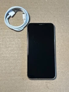 Apple iPhone X 64GB Silver (Unlocked) A1865 (CDMA + GSM) - Afbeelding 1 van 10