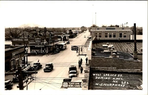 DEMING NUEVO MÉXICO - WEST SPRUCE STREET - VISTA DE PÁJARO - ANTIGUA POSTAL CON FOTO REAL - Imagen 1 de 2