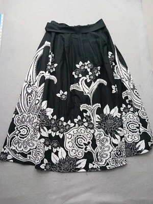 Falda para mujer Talbots talla 10 negra blanca floral envoltura de cachemira Foto 1 de 4