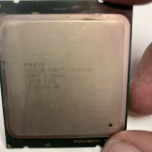 Intel Core i7-3930K 3,2 GHz Six Core (CM8061901100802) Prozessor SR0KY - Bild 1 von 1