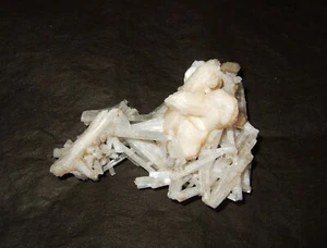 - Minerali Grezzi Cristalloterapia - SCOLECITE con STILBITE (37) india - Picture 1 of 5