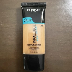 L'Oreal Paris Makeup Infallible Up to 24HR Pro-Glow Foundation 211 Crème Cafe - Picture 1 of 6