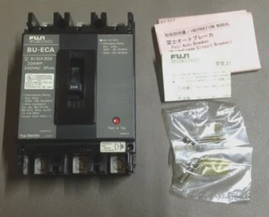INTERRUPTOR ELÉCTRICO FUJI BU-ECA 3020 20AMP 240VAC 3 POLOS IEC 157-1(P.1) - Imagen 1 de 6