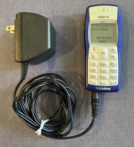 Nokia 1100b Blue & Gray TracFone Candybar Cell Phone BUNDLE WORKING - Picture 1 of 15