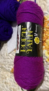 Pop n Yarn by Vonnel Flaming Fuchsia 3.5 ounce skein - Picture 1 of 2