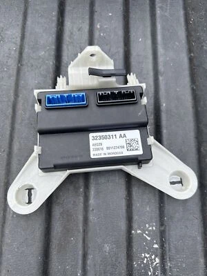 VOLVO V60 II 225, 227 VEHICLE COMPUTATIONAL UNIT CONTROL 2022 - Image 1 of 2