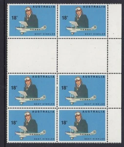1978 18¢ Bert Hinkler SG 659 “BROKEN WING STRUT AT TOP” BW 791 in a MUH block. - Bild 1 von 3