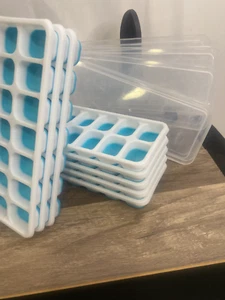 L@@K SET OF 8 ICE CUBE TRAYS & LIDS L@@K - Picture 1 of 4