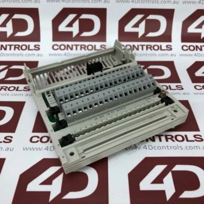 170ADO35000 | Schneider | 32Pt Output Base, Used (UPP) - Image 1 of 4