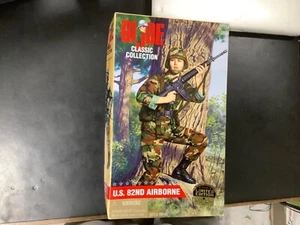 1998 GI Joe Classic Collection Modern Forces U.S. 82 Airborne (Red Hair Female) - Picture 1 of 14