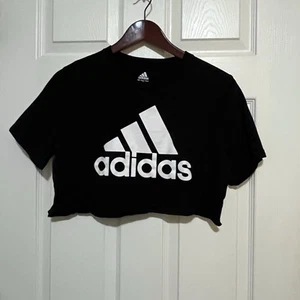 adidas Girls Large (14/16) Crop Logo Tee Black Short Sleeve T-Shirt 100% Cotton - Picture 1 of 8